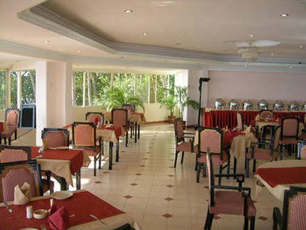 Dolphin Bay Hotel Goa Buitenkant foto